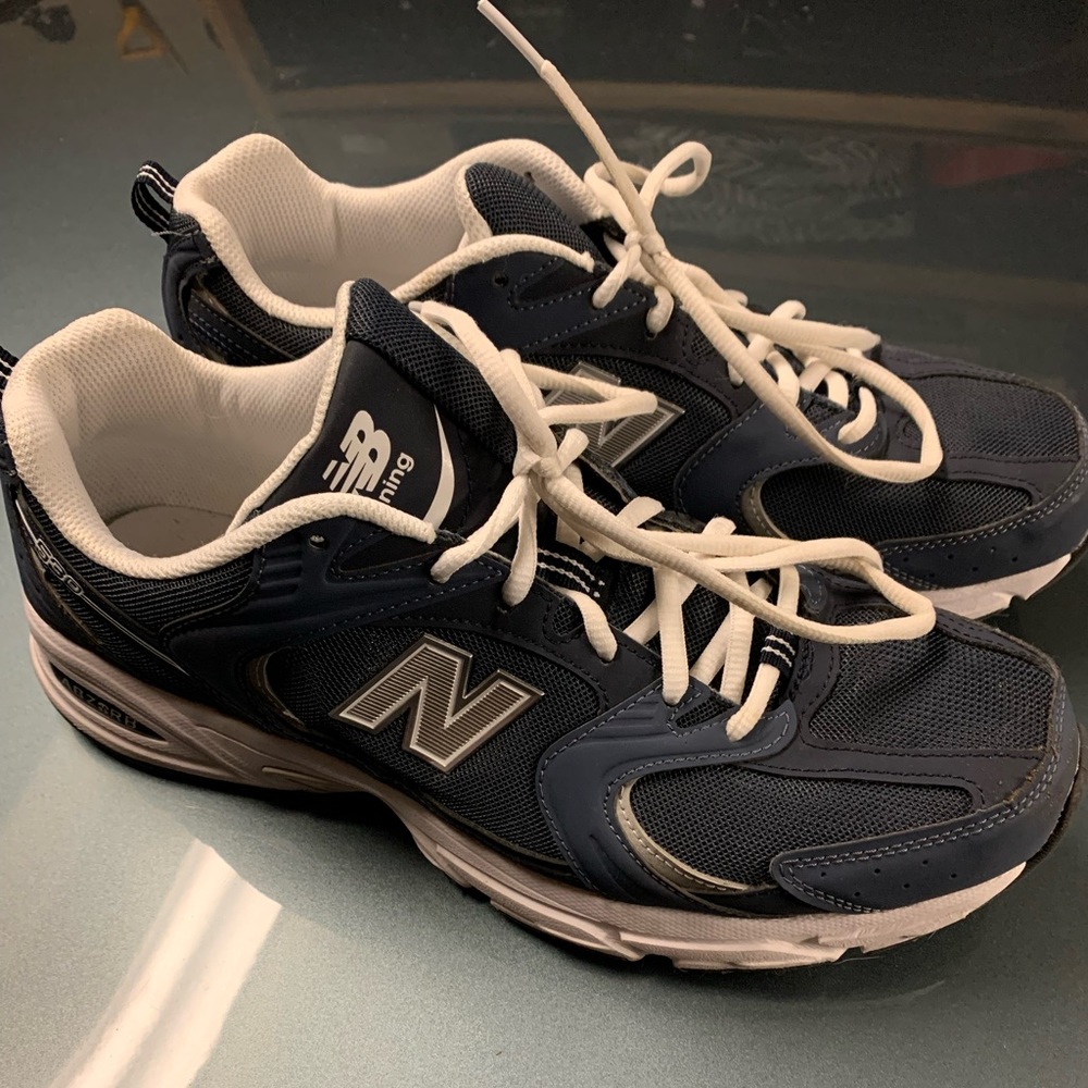 New Balance 530 Navy sz 10.5D